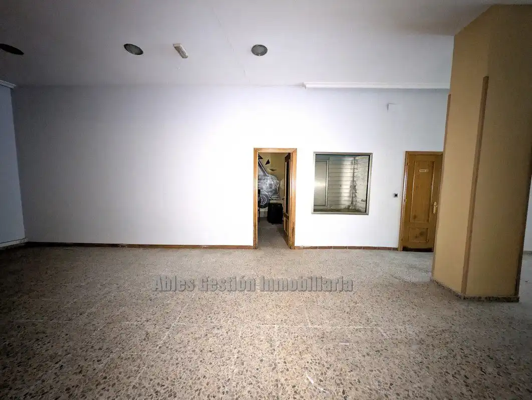 Local comercial en venta en Montes Del Sueve, imagen 12