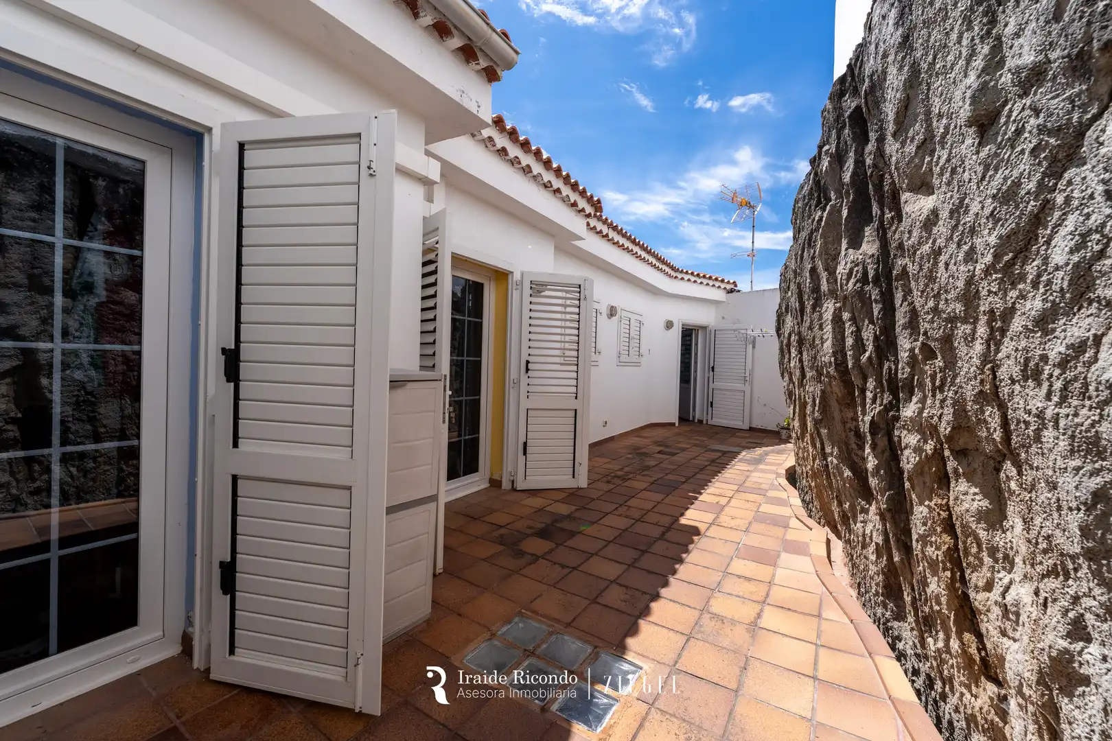 Exterior view of Houses for sale in Santa Brígida  with Air Conditioner, Private garden and Terrace
