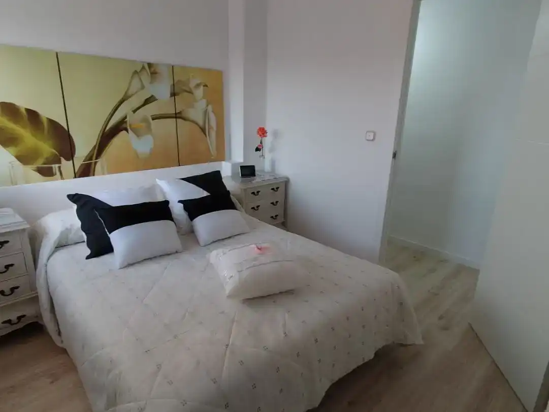 Dormitori de Casa o xalet en venda en La Zubia Ciudad