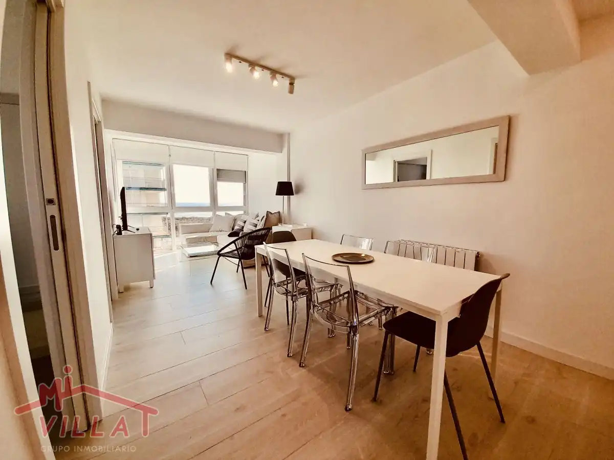 Wohnzimmer von Wohnung zur Miete in Laredo mit Heizung und Möbliert