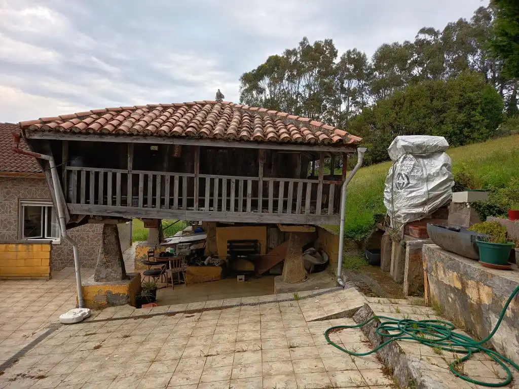 Vista exterior de Casa o xalet en venda en Gozón amb Moblat