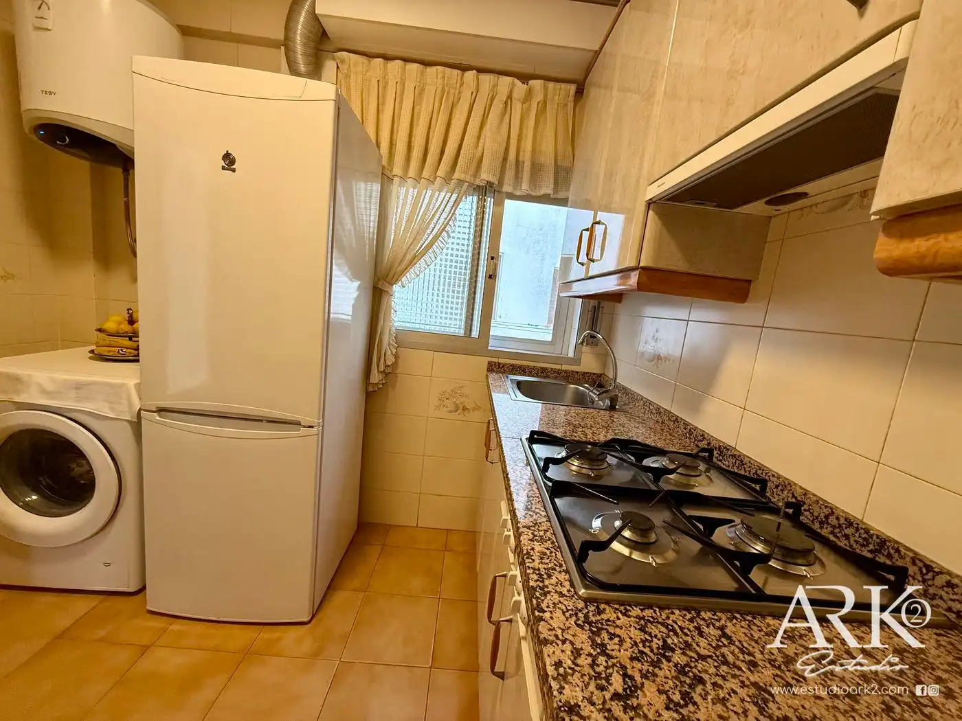 Cocina de Piso en venta en Gandia con Amueblado, Lavadora y Balcón