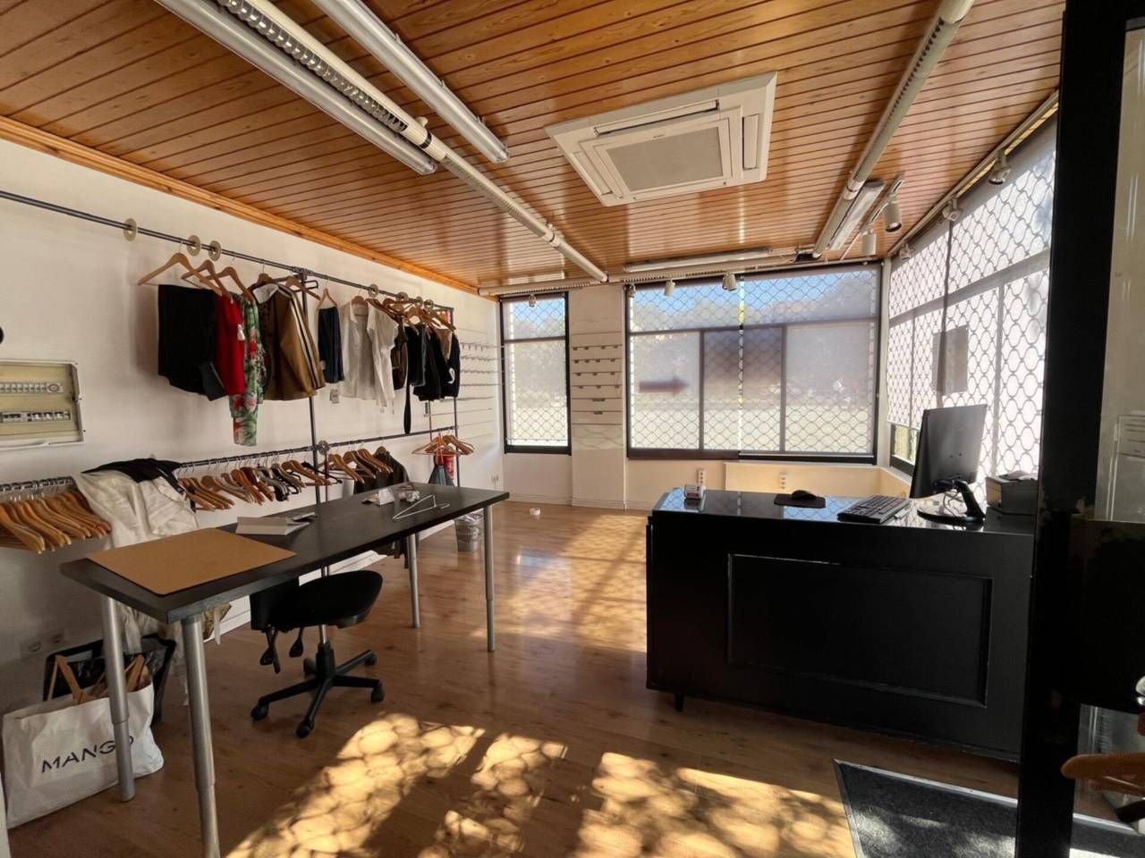 Premises to rent in Calvet i Rubalcaba, Centre - Barri Vell