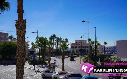 Vista exterior de Pis en venda en Santa Pola amb Terrassa