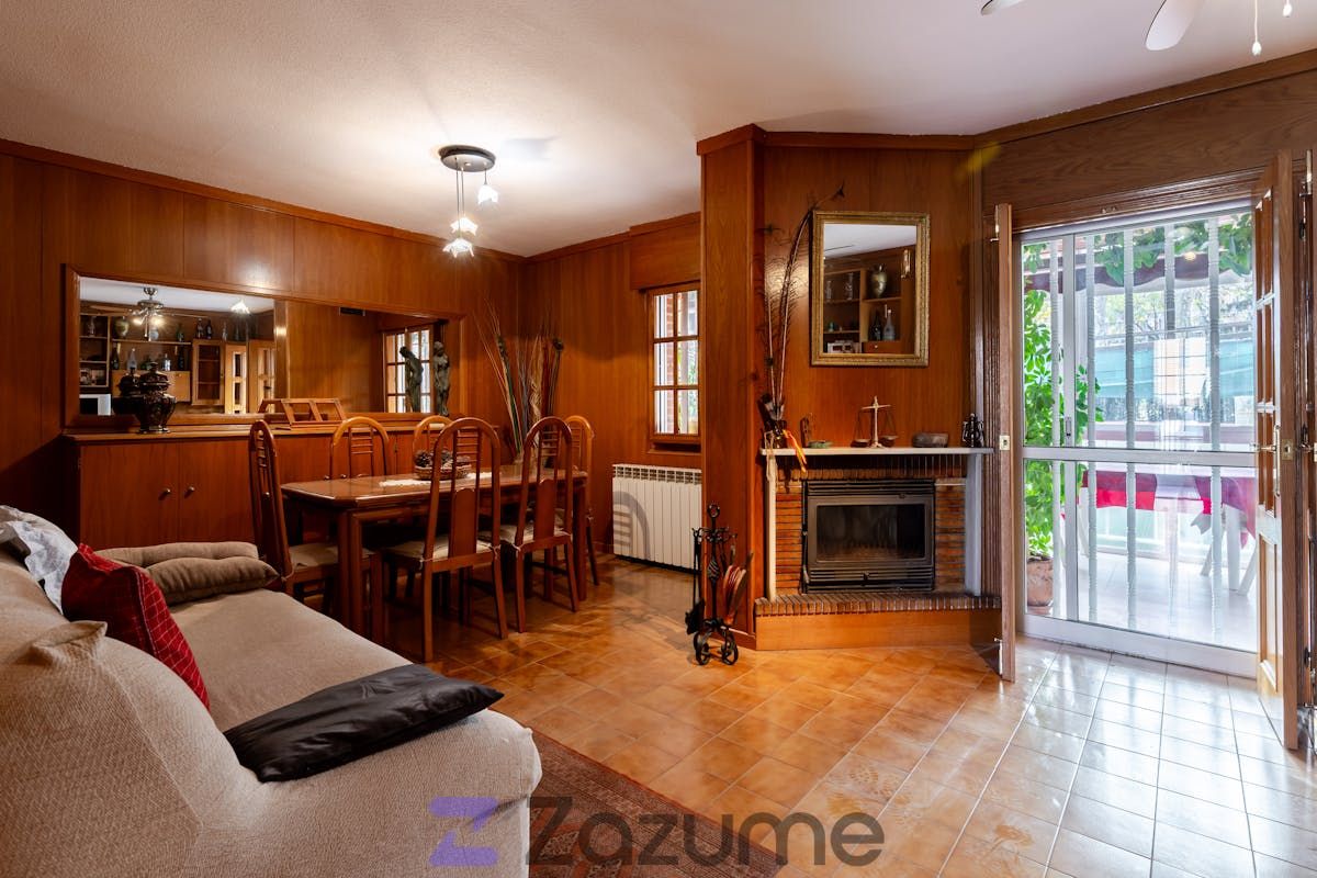 Wohnzimmer von Einfamilien-Reihenhaus miete in Getafe mit Klimaanlage, Heizung und Terrasse