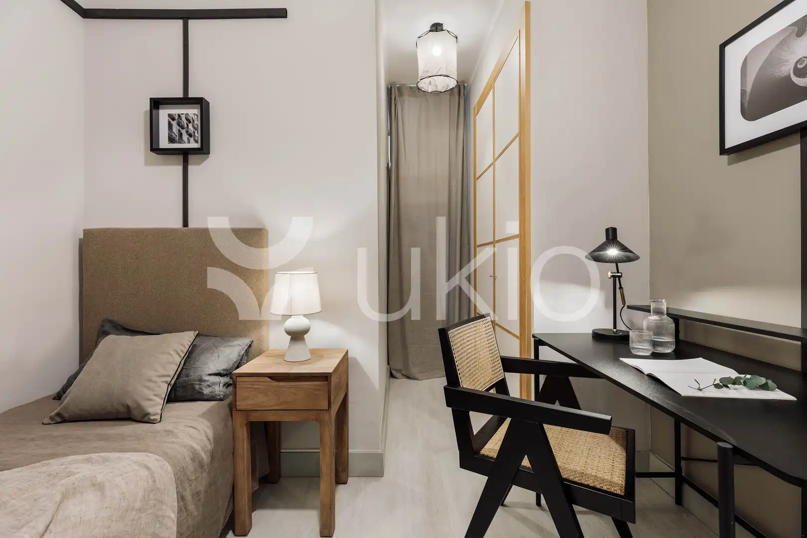 Apartamento con terraza en alquiler en Carrer del Comte d'Urgell, imagen 11
