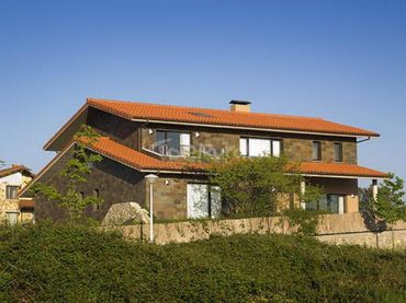Detached house with balcony for sale in Calle El Mazuco