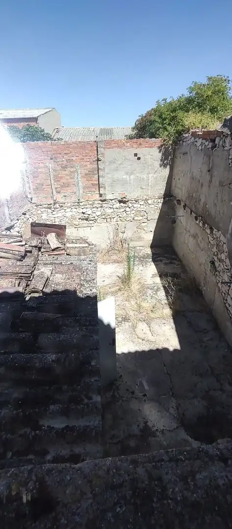 Casa adosada en venda a Escuderos, Campaspero
