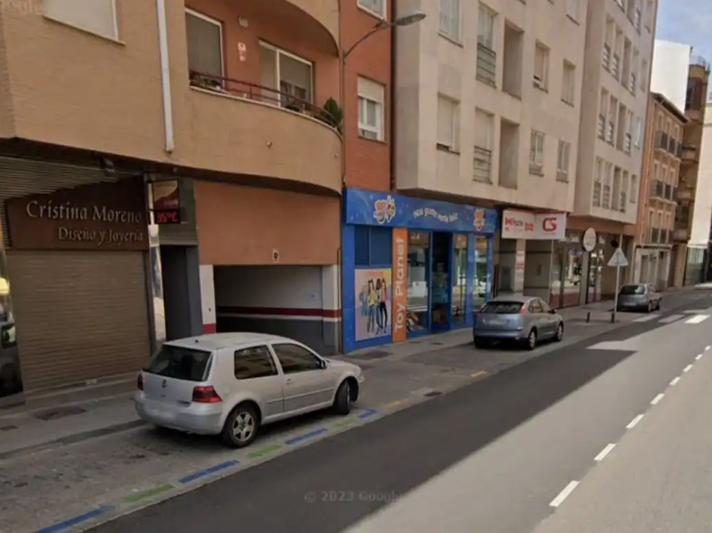 Parkplatz von Garage zur Miete in Santo Domingo - La Estación