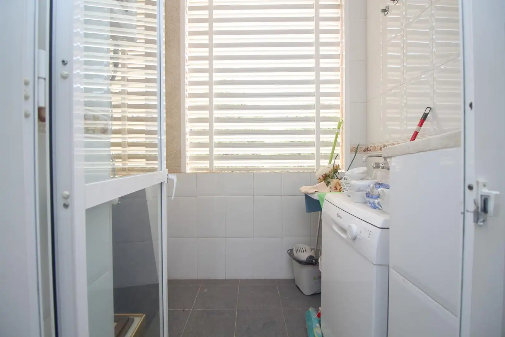 Bathroom of Flat for rent in Málaga  with Air Conditioner, Heating and Terrace