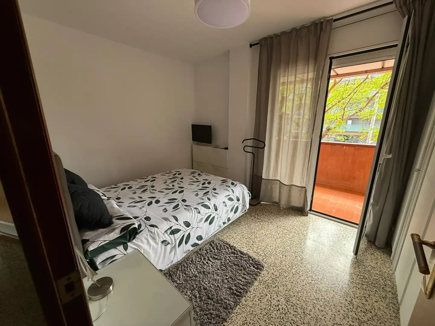 Dormitori de Pis en venda en Cornellà de Llobregat amb Balcó