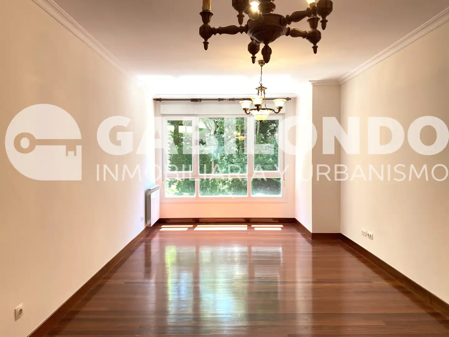 Living room of Flat for sale in Mendaro  with Heating, Parquet flooring and Furnished