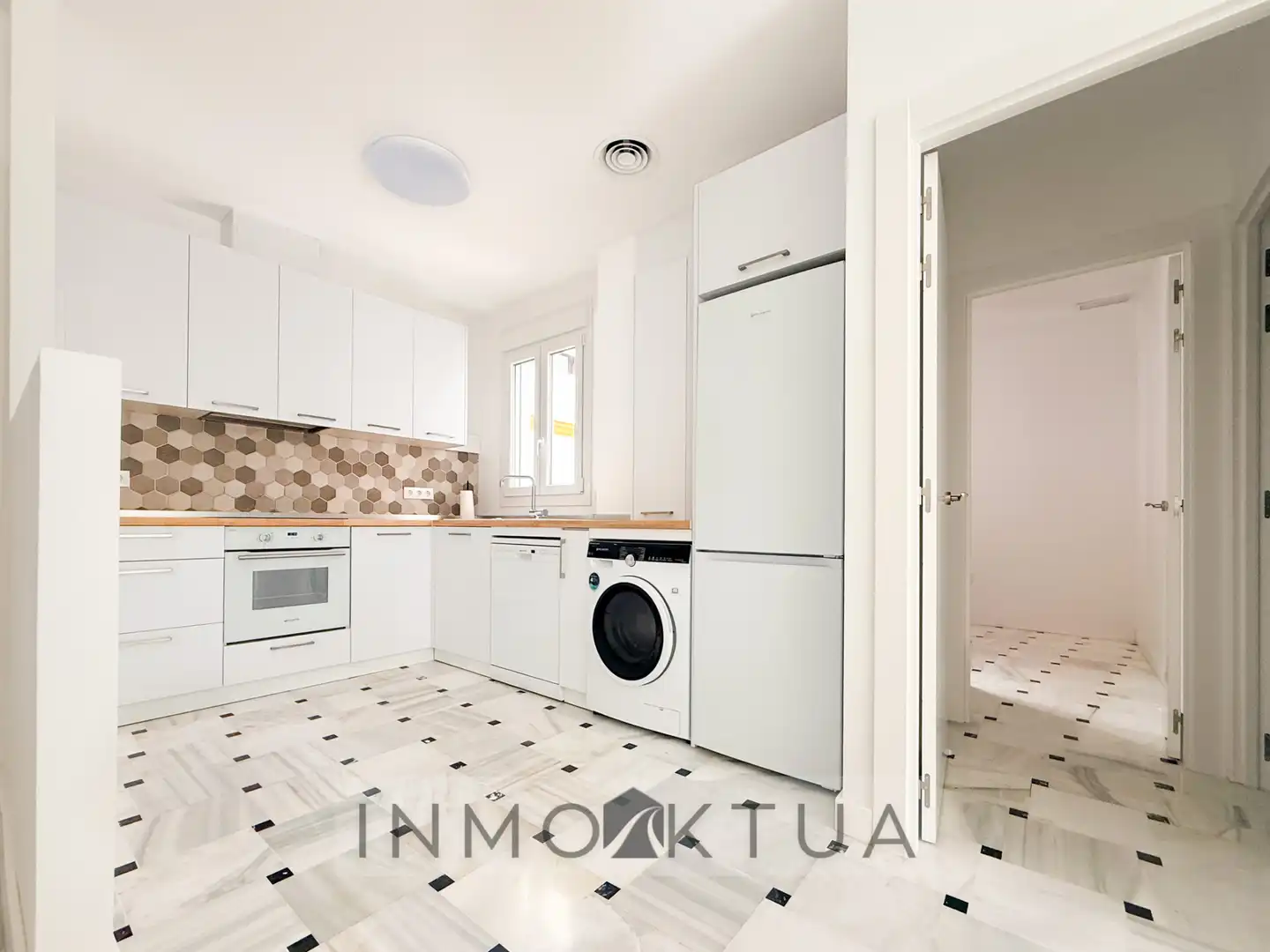 Cocina de Piso en venta en Jerez de la Frontera con Aire acondicionado, Horno y Lavadora