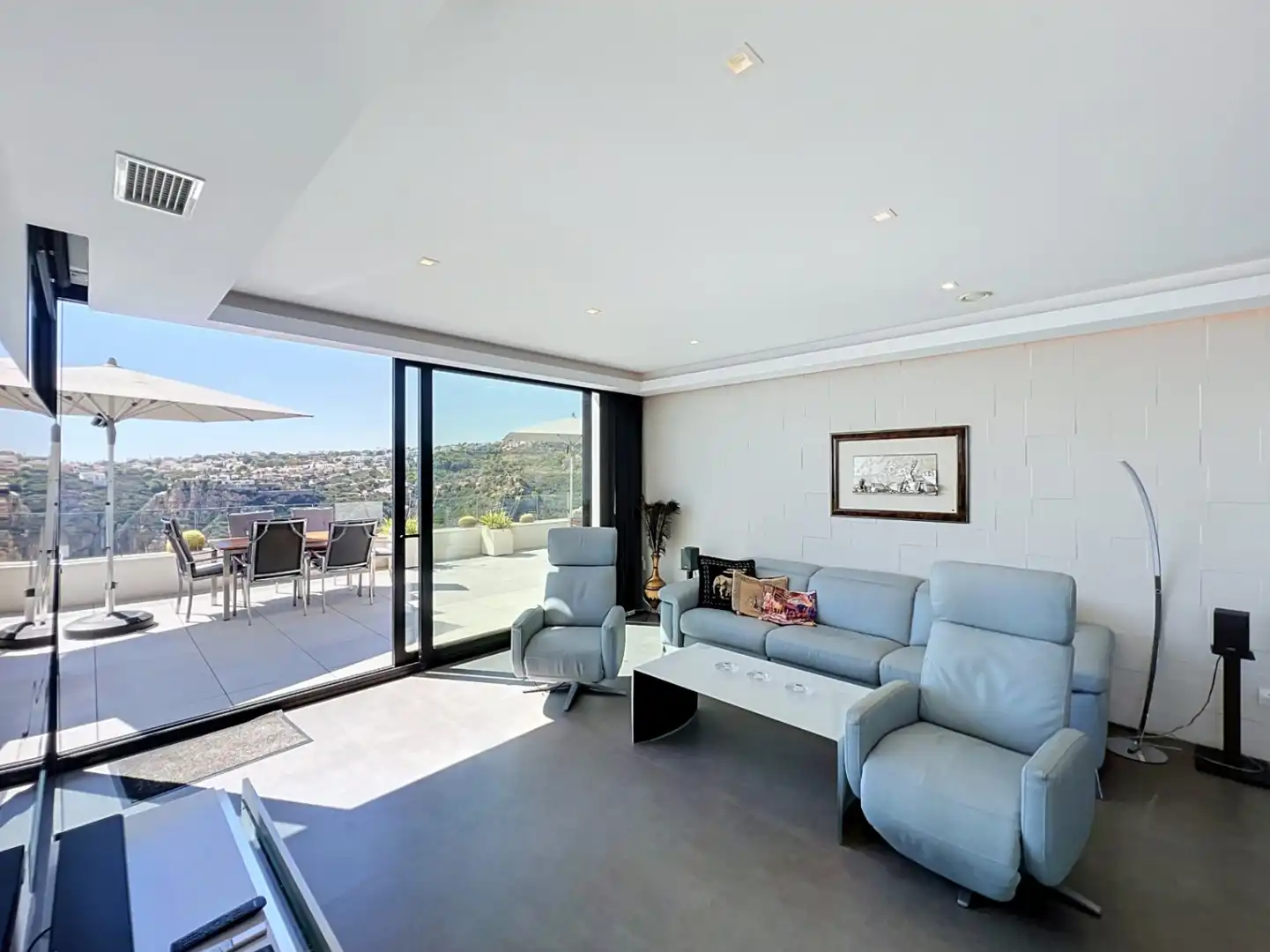 Penthouse with pool for sale in Cumbre del Sol, imagen 7
