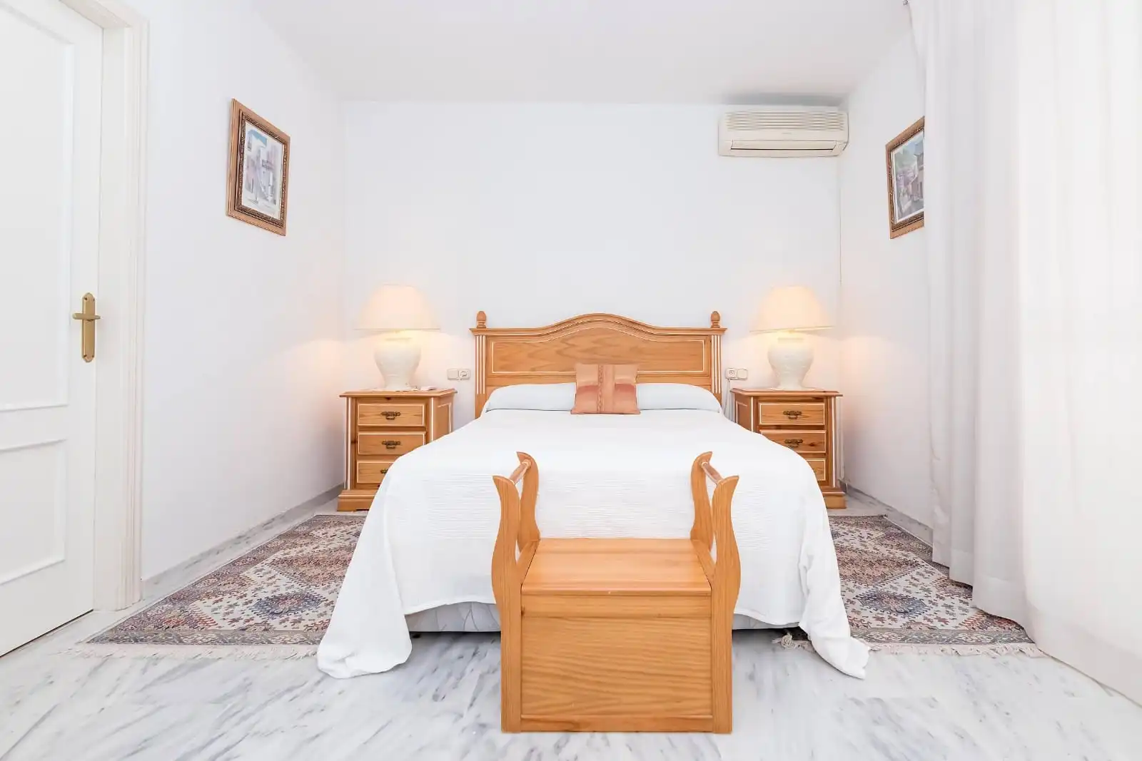 Schlafzimmer von Wohnung zur Miete in Benalmádena mit Klimaanlage, Terrasse und Möbliert