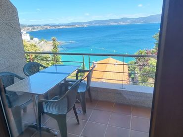 Piso con balcón en alquiler en Adina- Portonovo