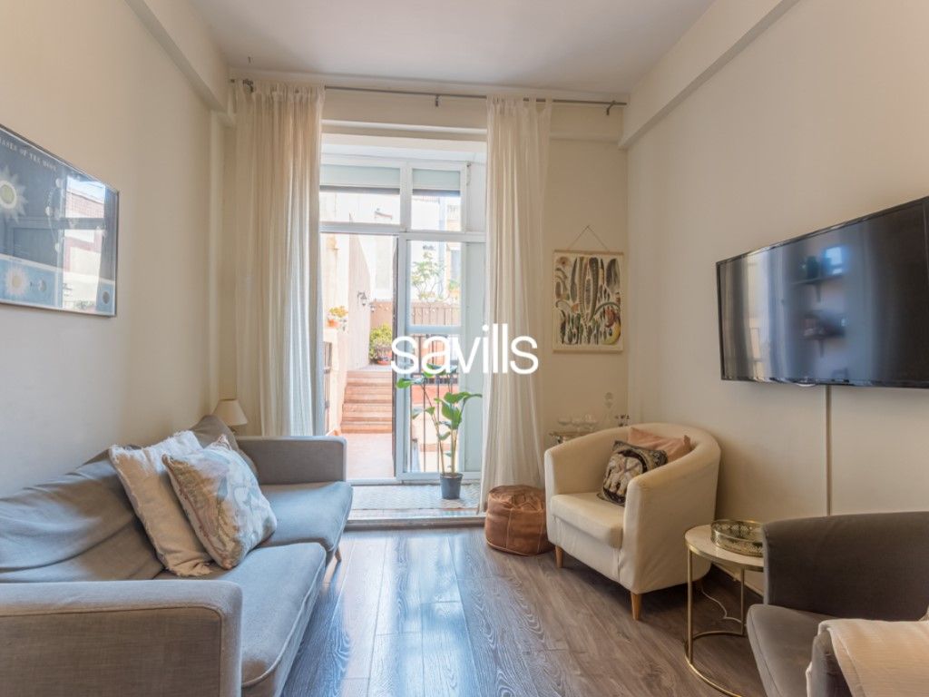 Living room of Apartment for sale in  Barcelona Capital  with Air Conditioner and Terrace