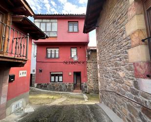 Vista exterior de Finca rústica en venda en Cabezón de Liébana amb Calefacció