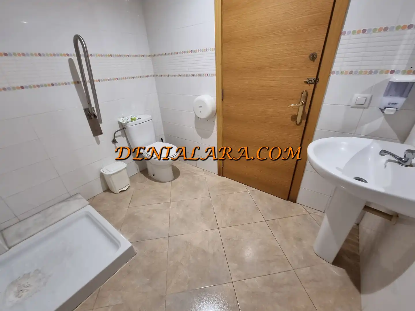 Bany de Local en venda en El Verger amb Aire condicionat i Terrassa