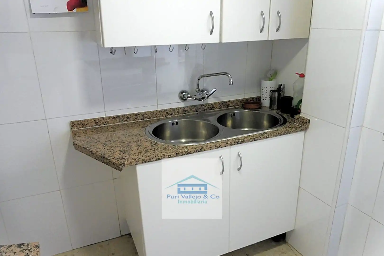 Cocina de Piso en venta en Córdoba con Aire acondicionado, Trastero y TV