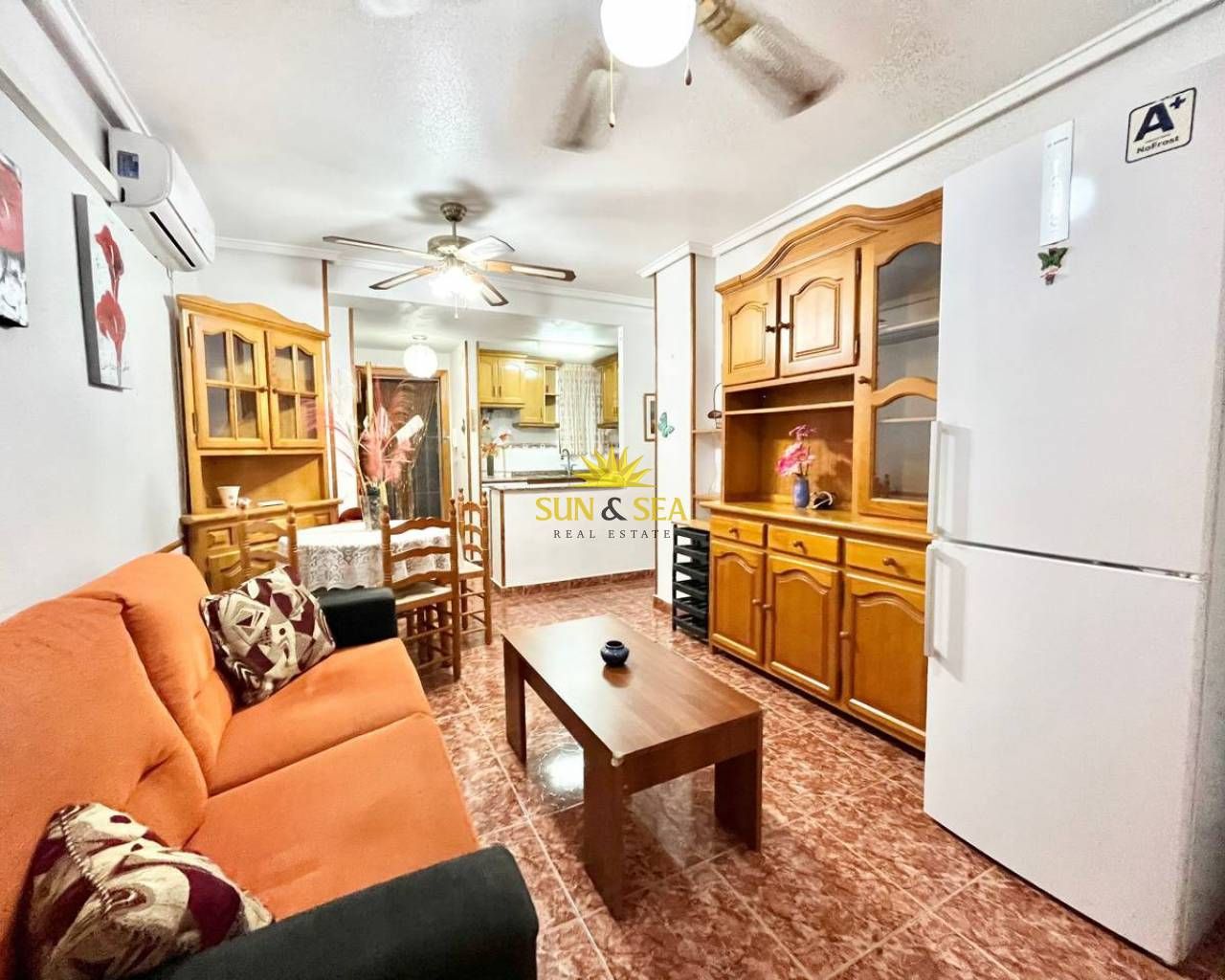 Exterior view of Flat to rent in Torrevieja  with Air Conditioner, Heating and Terrace