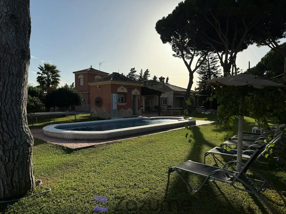 Villa mit Terrasse zur Miete in C. de Nador, imagen 30
