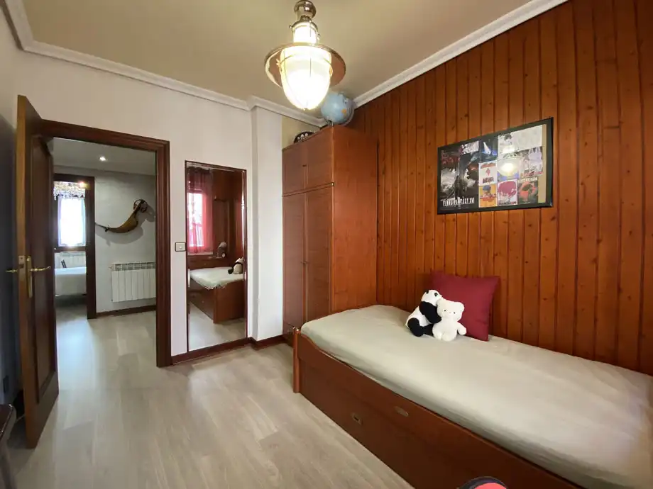 Bedroom of Flat for sale in Vitoria - Gasteiz  with Heating, Terrace and Storage room