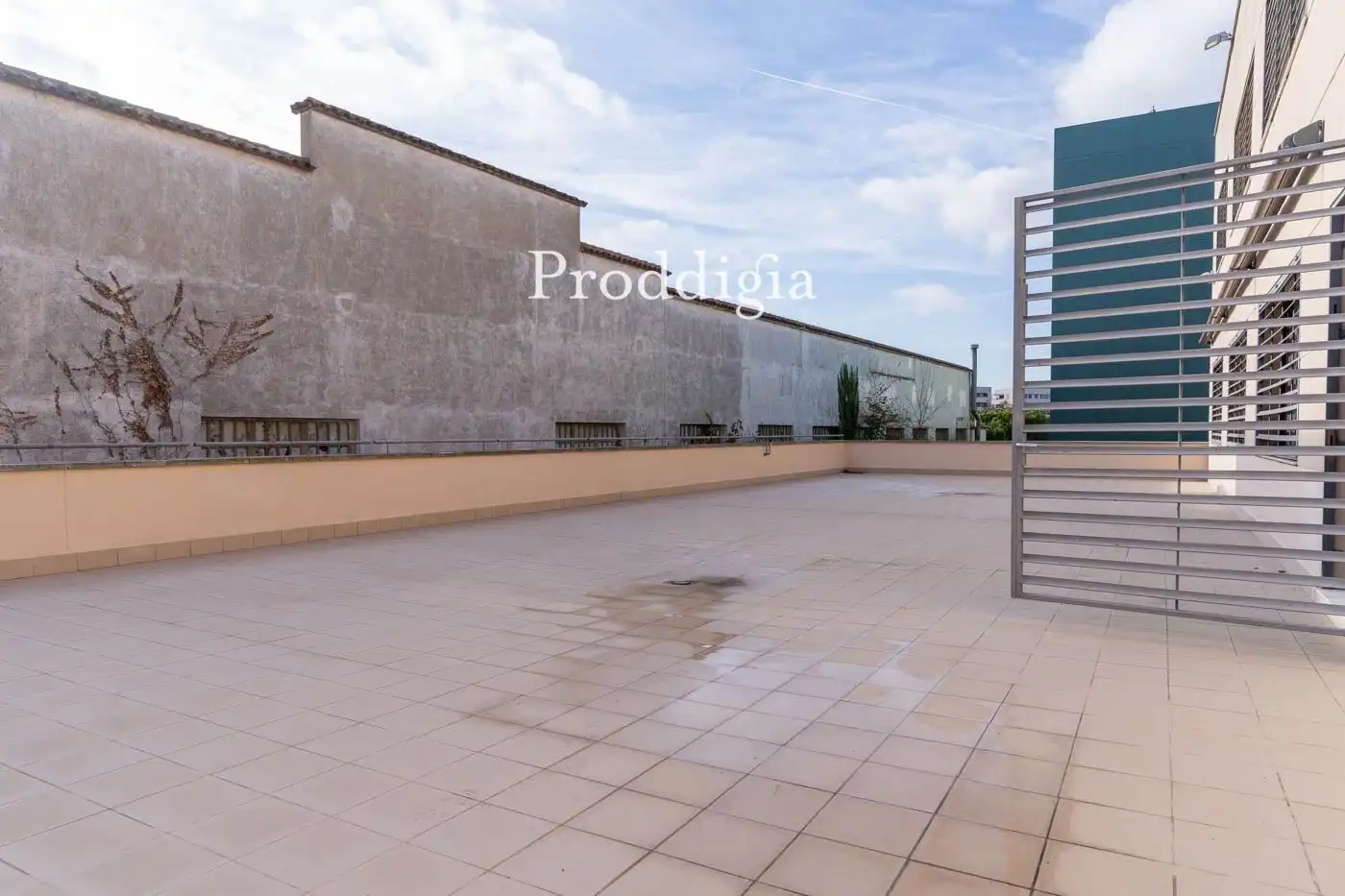 Terrasse von Büro zur Miete in Sant Cugat del Vallès mit Klimaanlage und Heizung