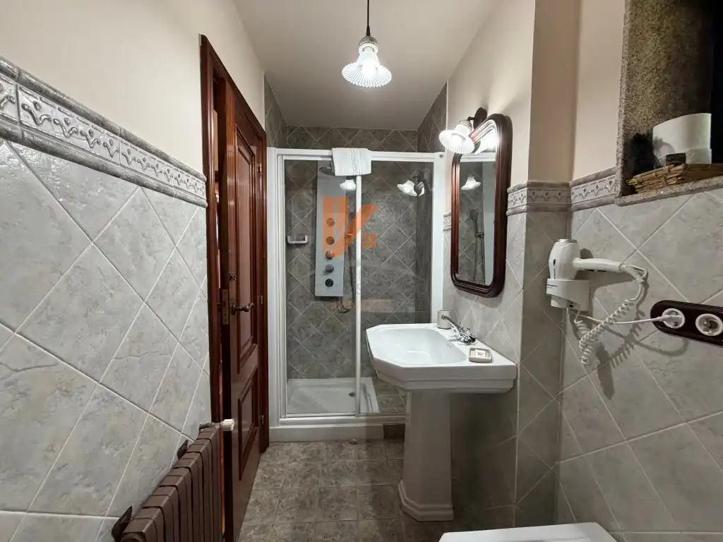 Bathroom of Houses for sale in Ames  with Private garden