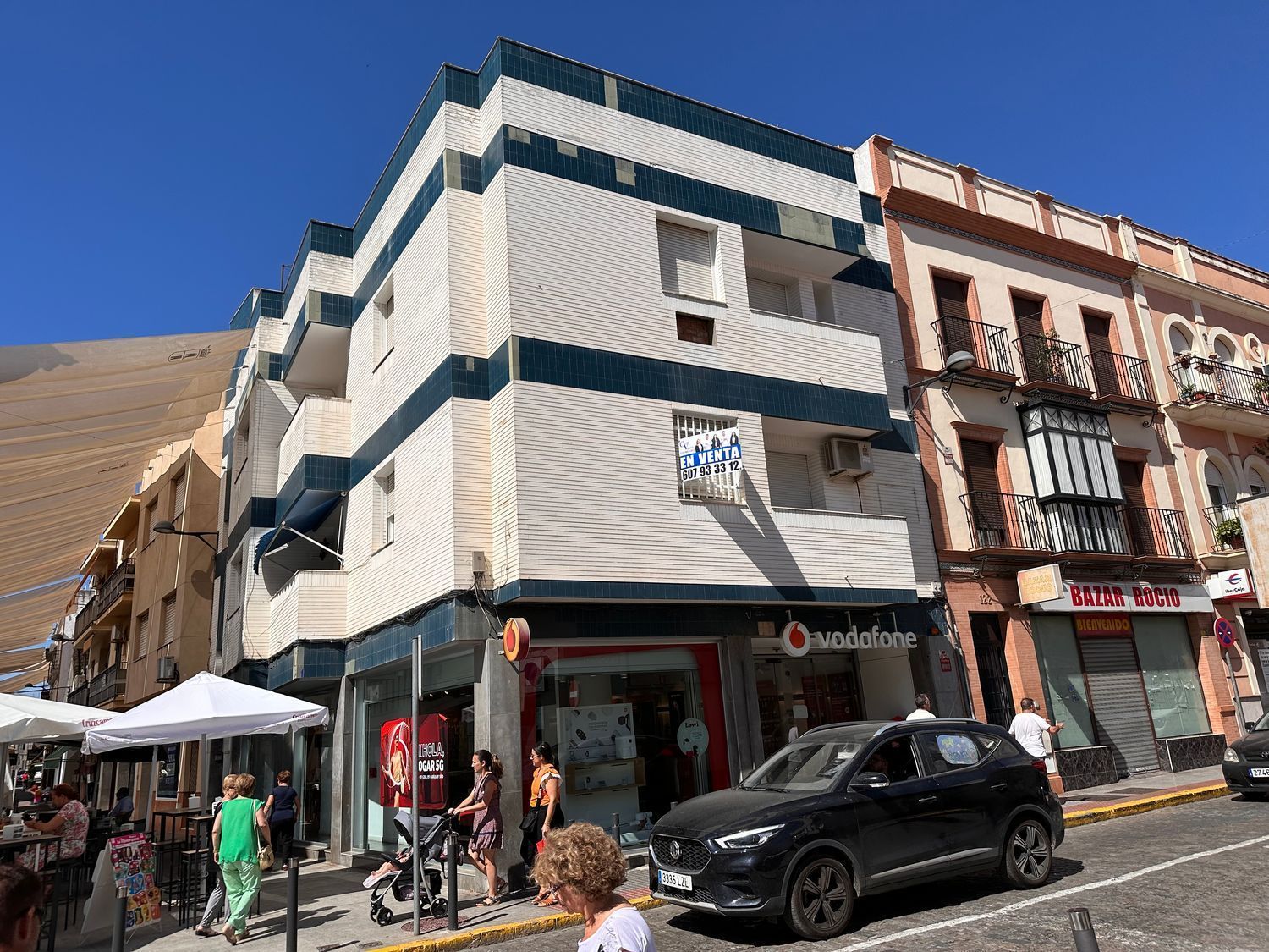 Vista exterior de Pis en venda en Dos Hermanas amb Aire condicionat i Terrassa