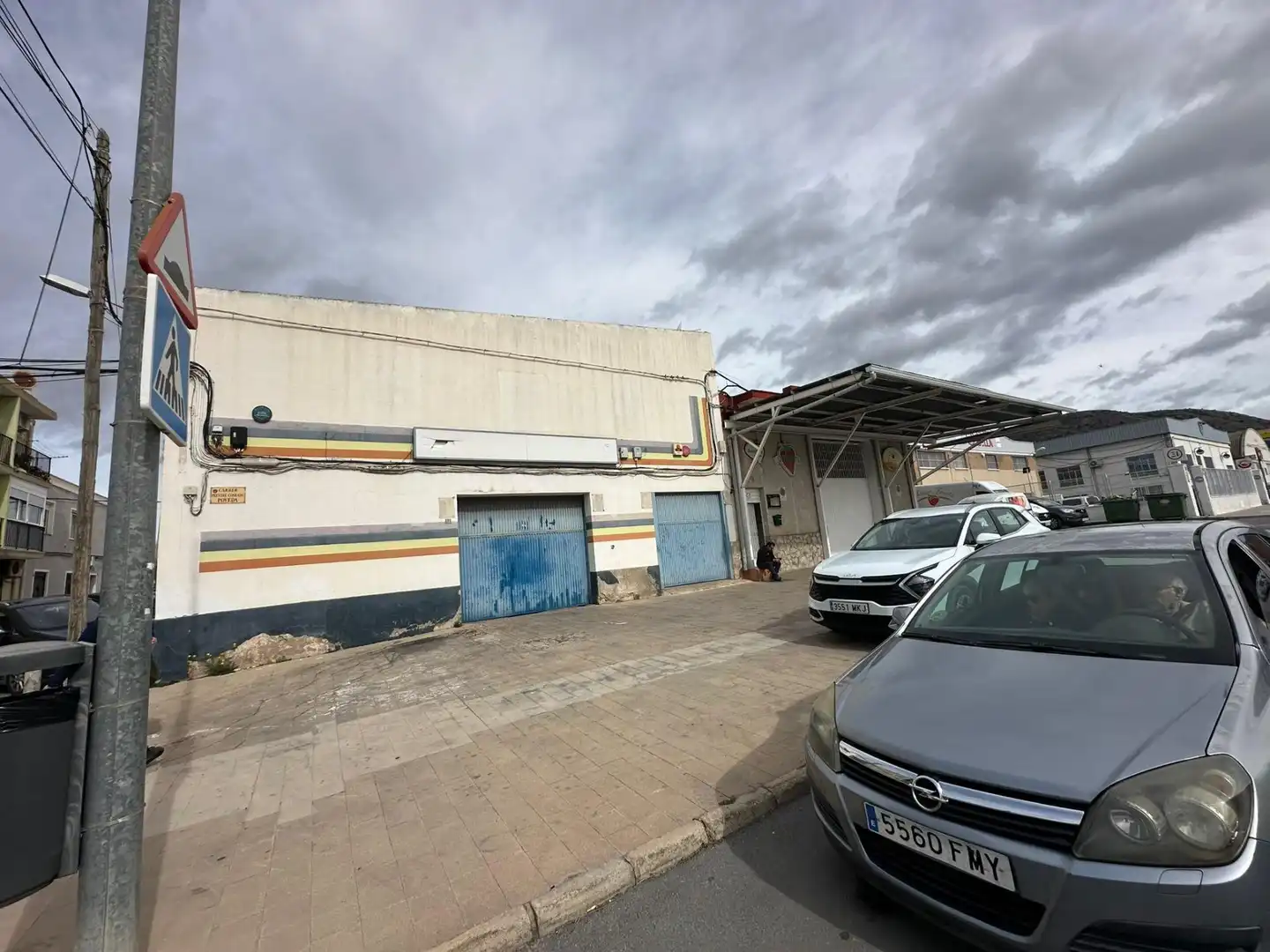 Exterior view of Industrial buildings for sale in Petrer