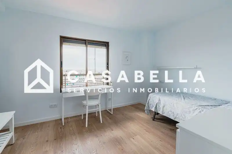 Habitación de Piso en venta en Valencia con Aire acondicionado, Calefacción y Terraza