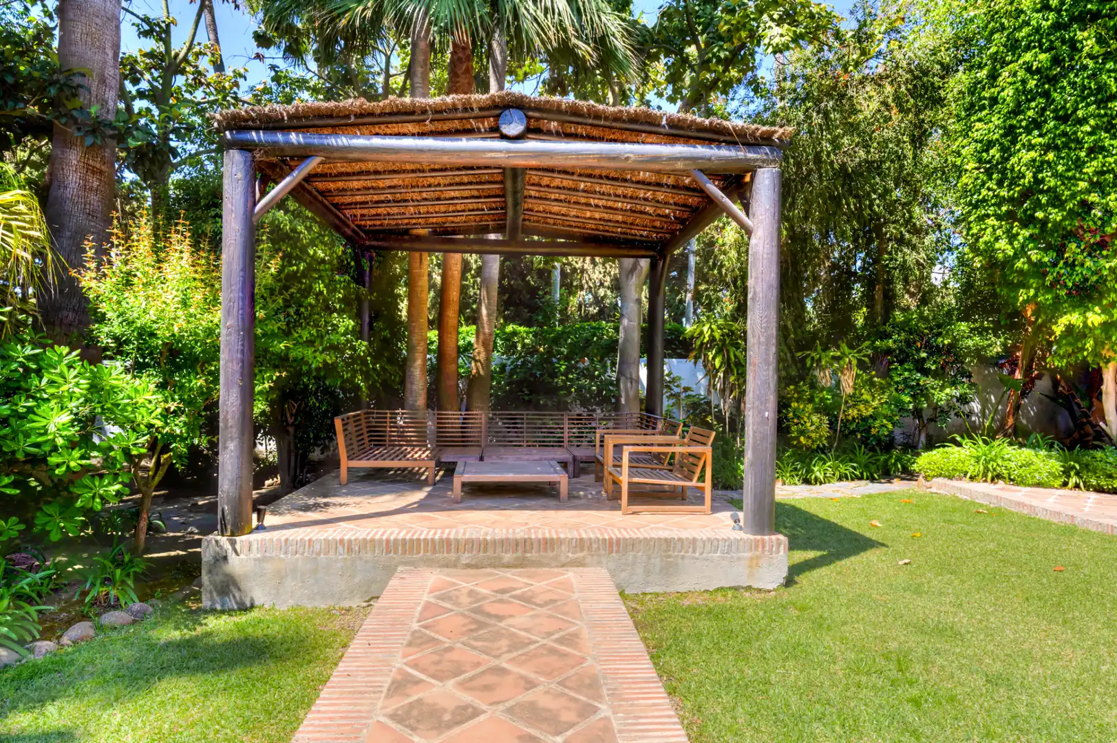 Terrasse von Haus oder Chalet zur Miete in Marbella mit Klimaanlage, Privatgarten und Terrasse