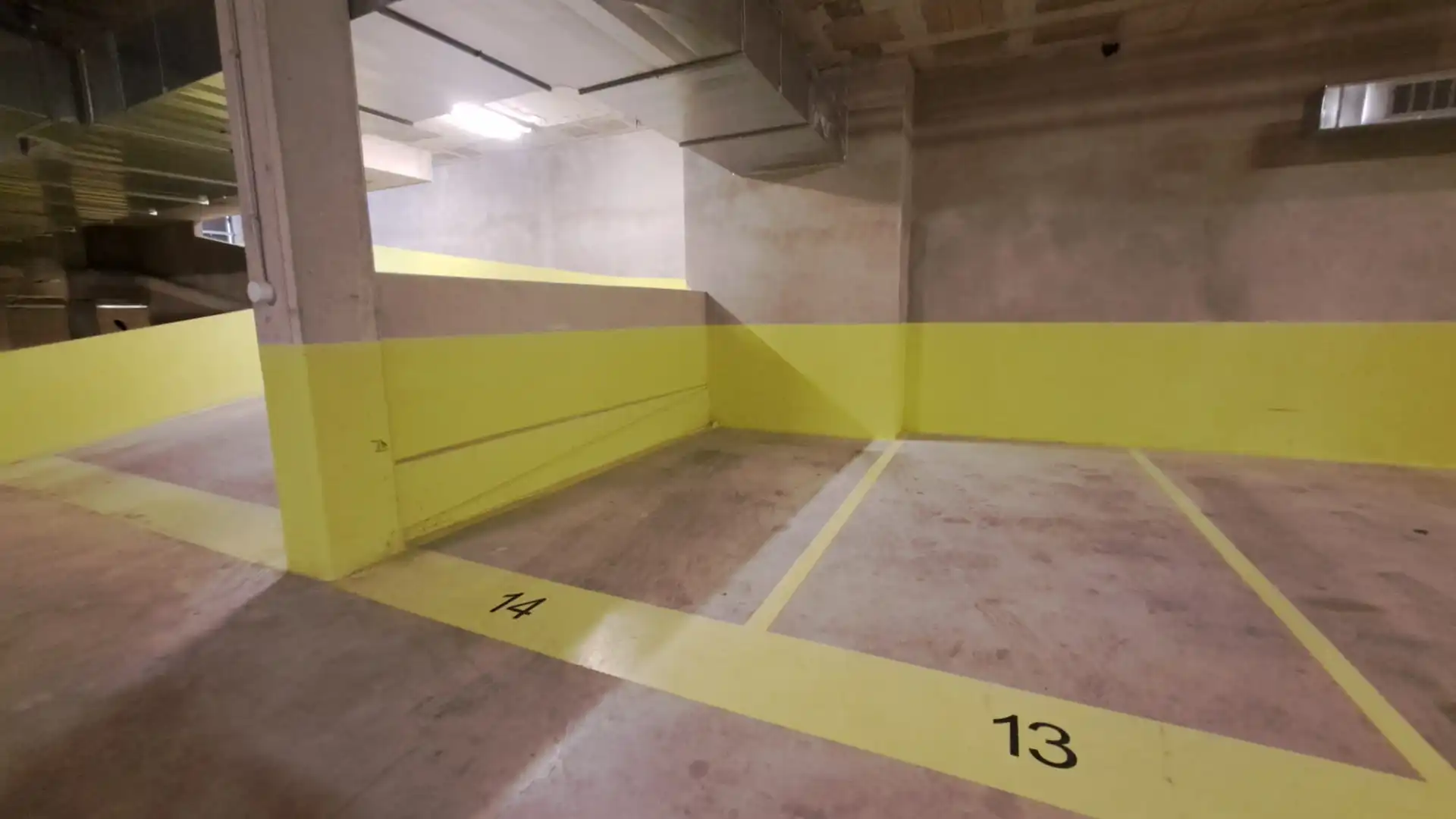 Garatge de lloguer a Carrer Floridablanca, 101, Centre