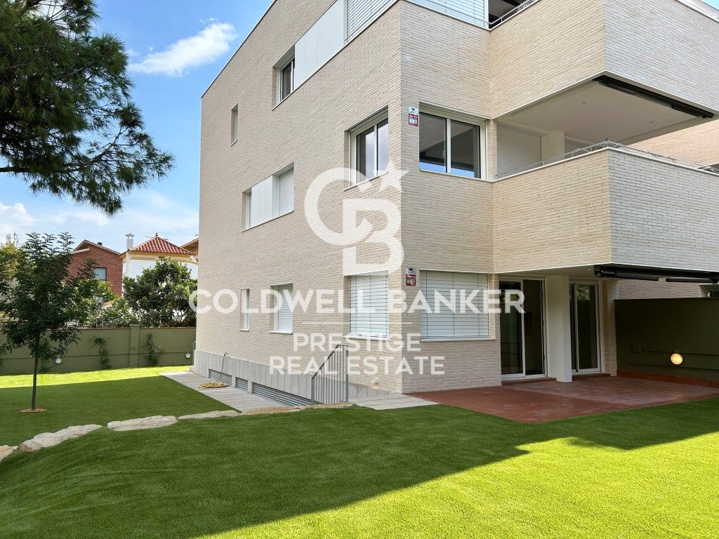 Exterior view of Planta baja to rent in Castelldefels