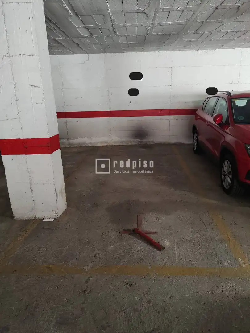 Parkplatz von Garage zum Verkauf in Málaga