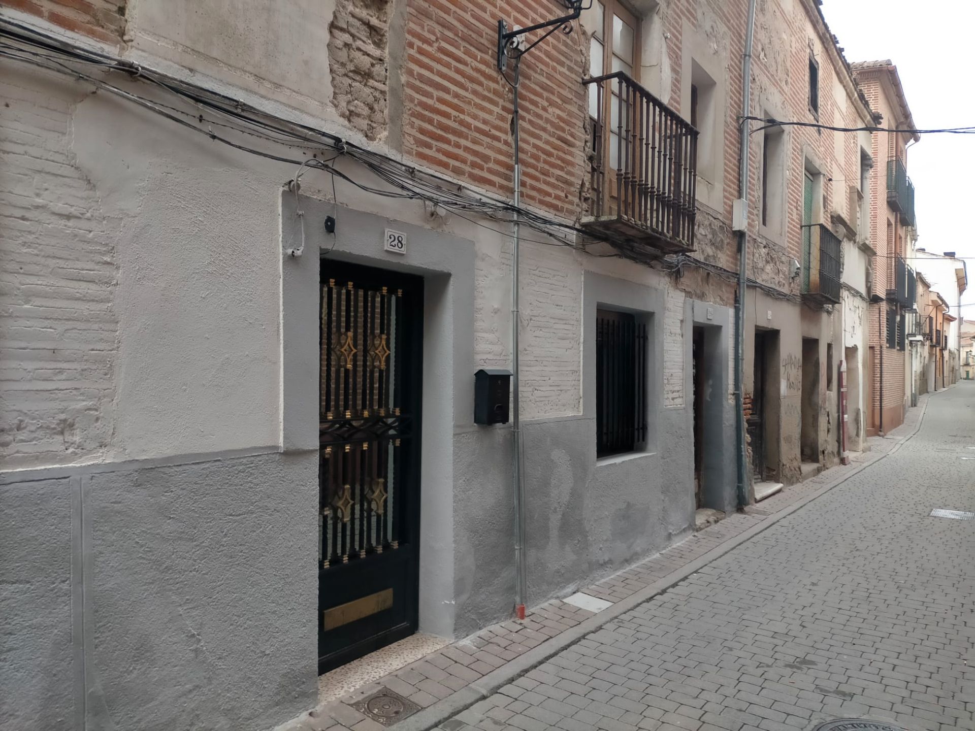 Exterior view of House or chalet for sale in Arévalo  with Furnished