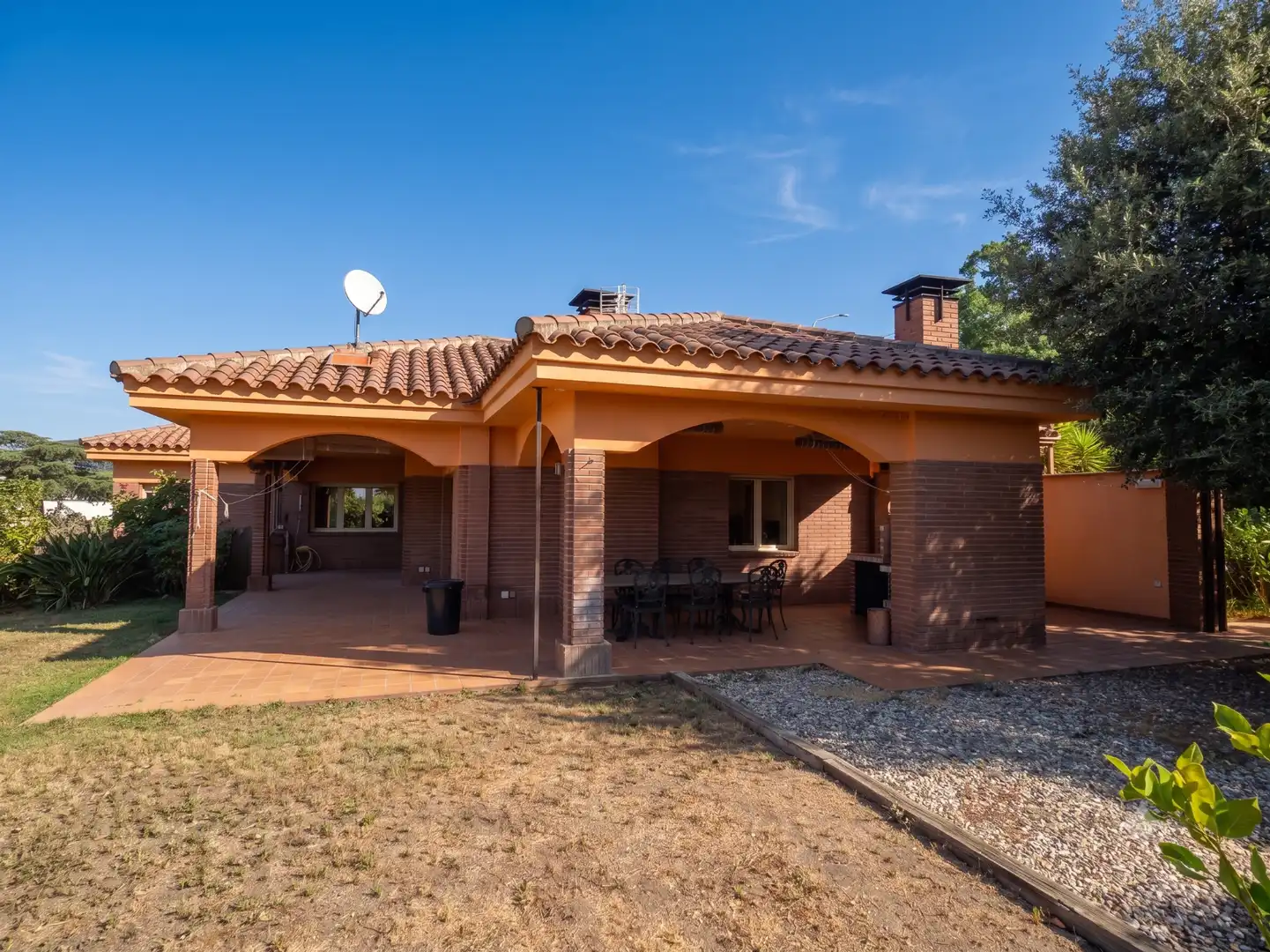 Vista exterior de Casa o xalet en venda en La Garriga amb Jardí privat i Terrassa