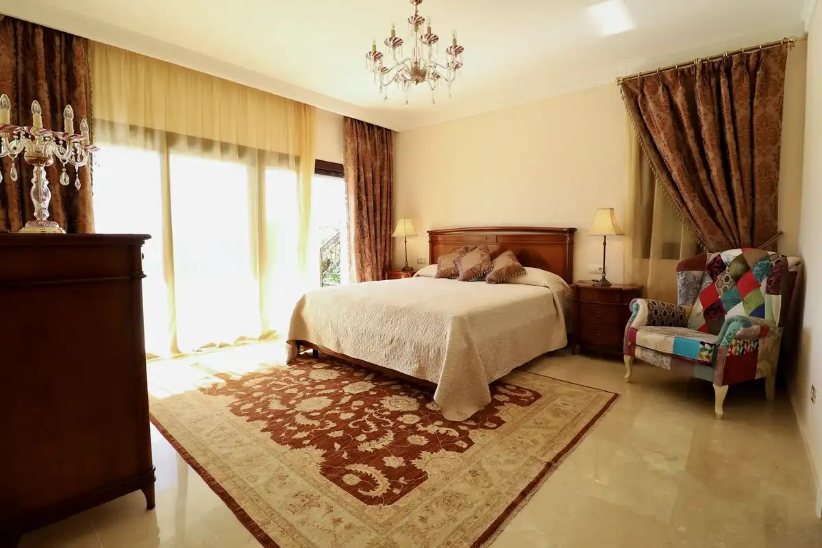 Chalet con piscina en venta en Calle Verdi, imagen 16