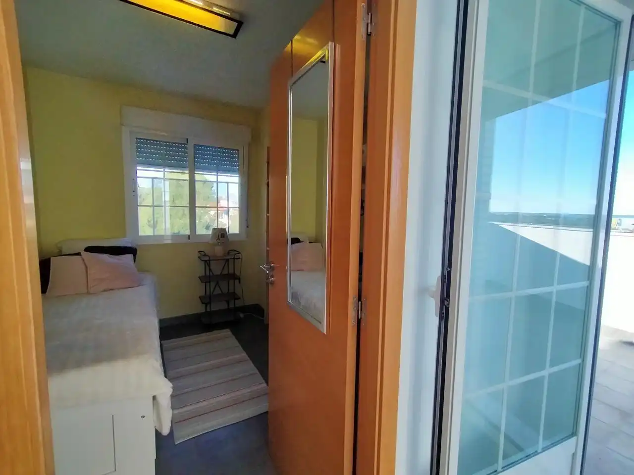 Habitación de Casa o chalet en venta en Oliva con Aire acondicionado, Jardín privado y Terraza