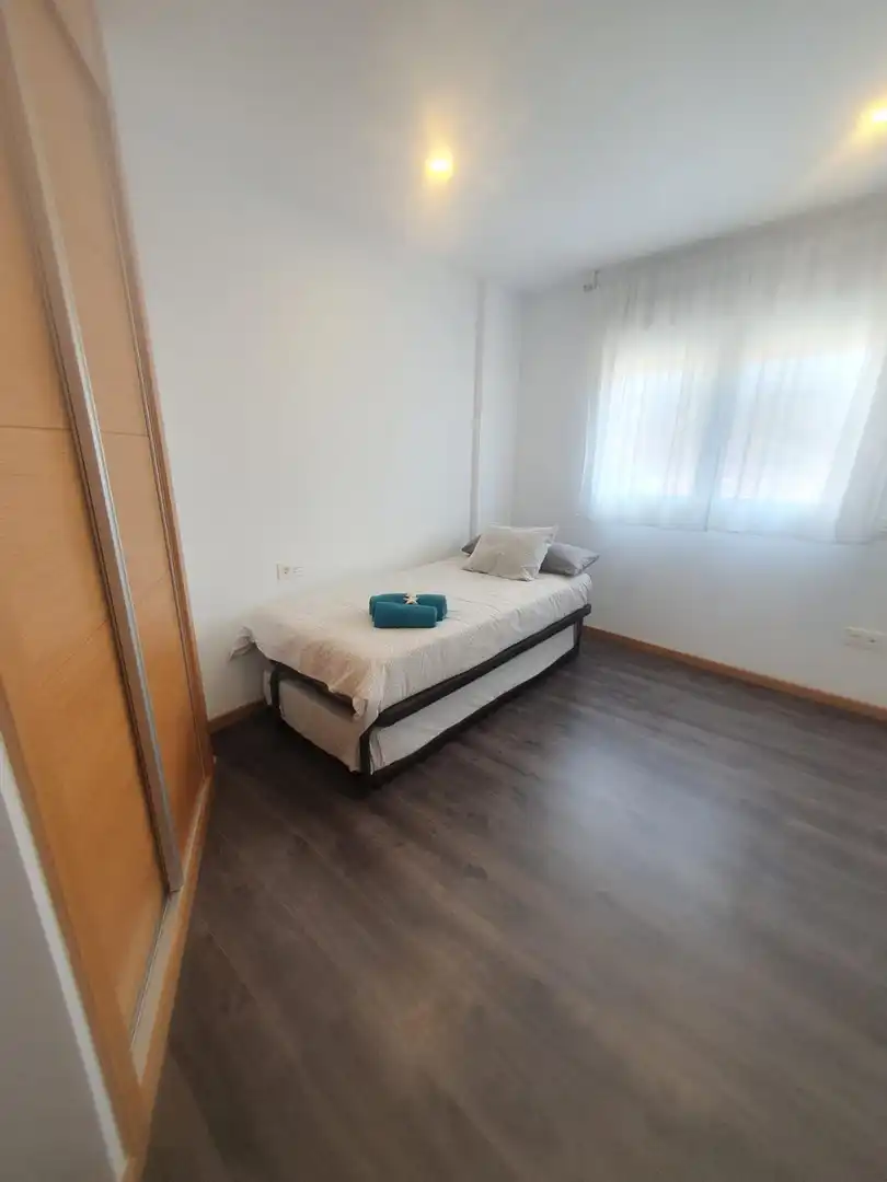 Habitación de Piso de alquiler en Rincón de la Victoria con Aire acondicionado, Calefacción y Parquet