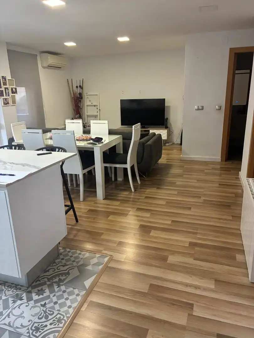 Dining room of Flat for sale in Alaquàs  with Parquet flooring