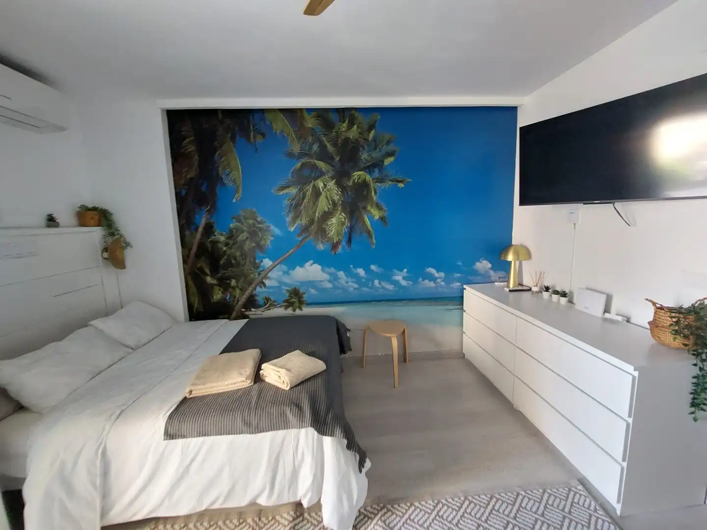 Bedroom of Study for sale in Benalmádena  with Air Conditioner, Terrace and Furnished
