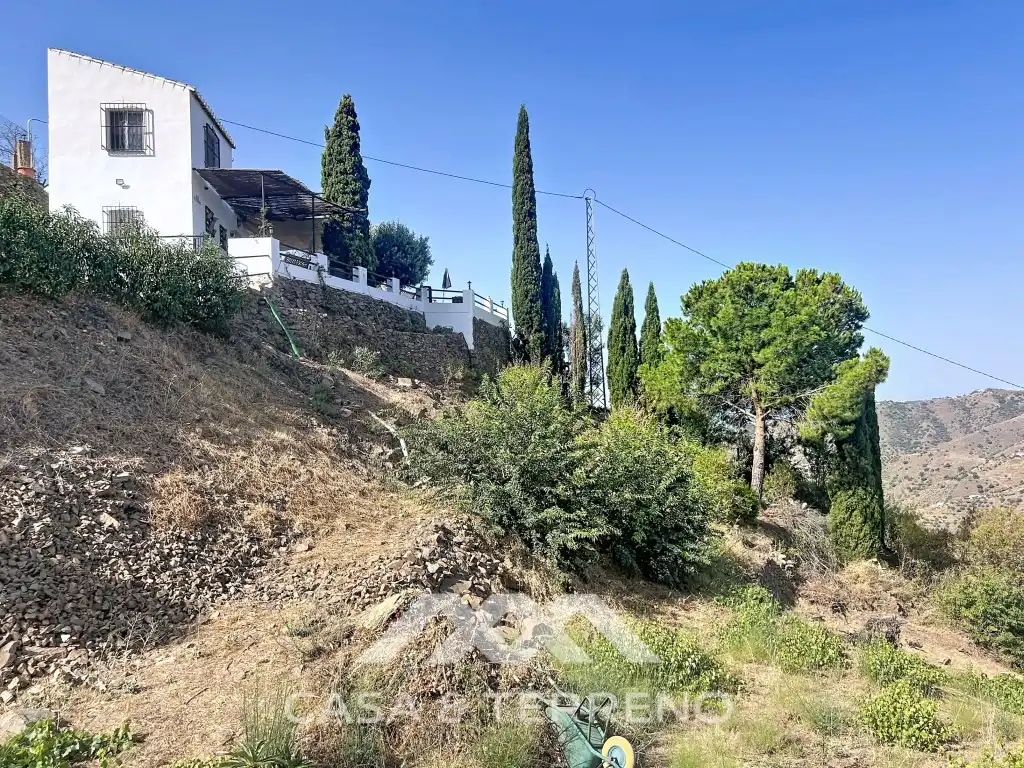 Houses for sale in Diseminados Benamayor, Cómpeta