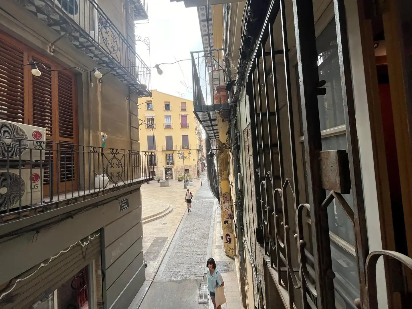 Vista exterior de Piso en venta en Valencia con Aire acondicionado, Calefacción y Trastero