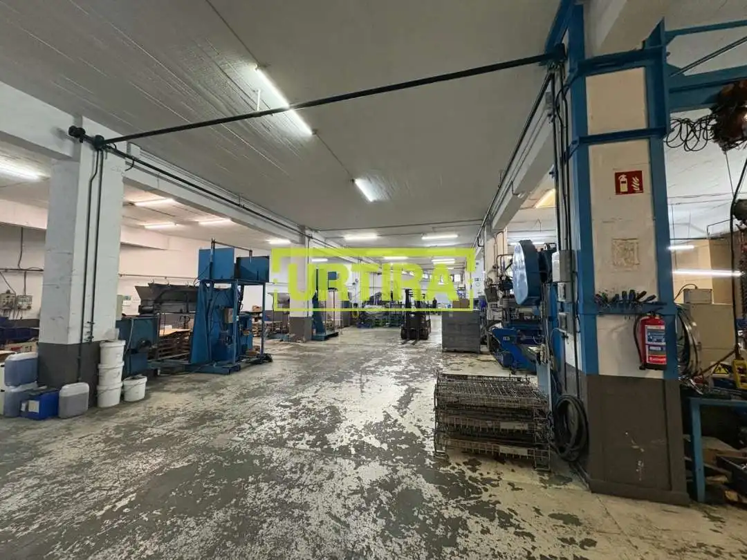 Nave industrial de alquiler en Irun 