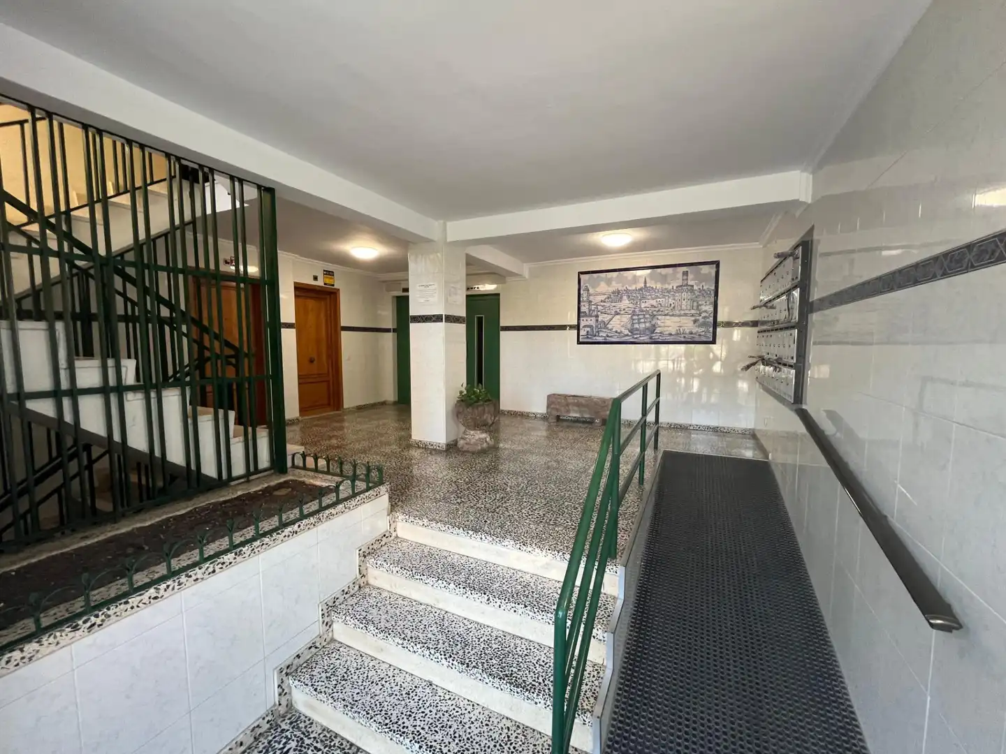 Flat for rent in Sevilla  with Air Conditioner and Furnished