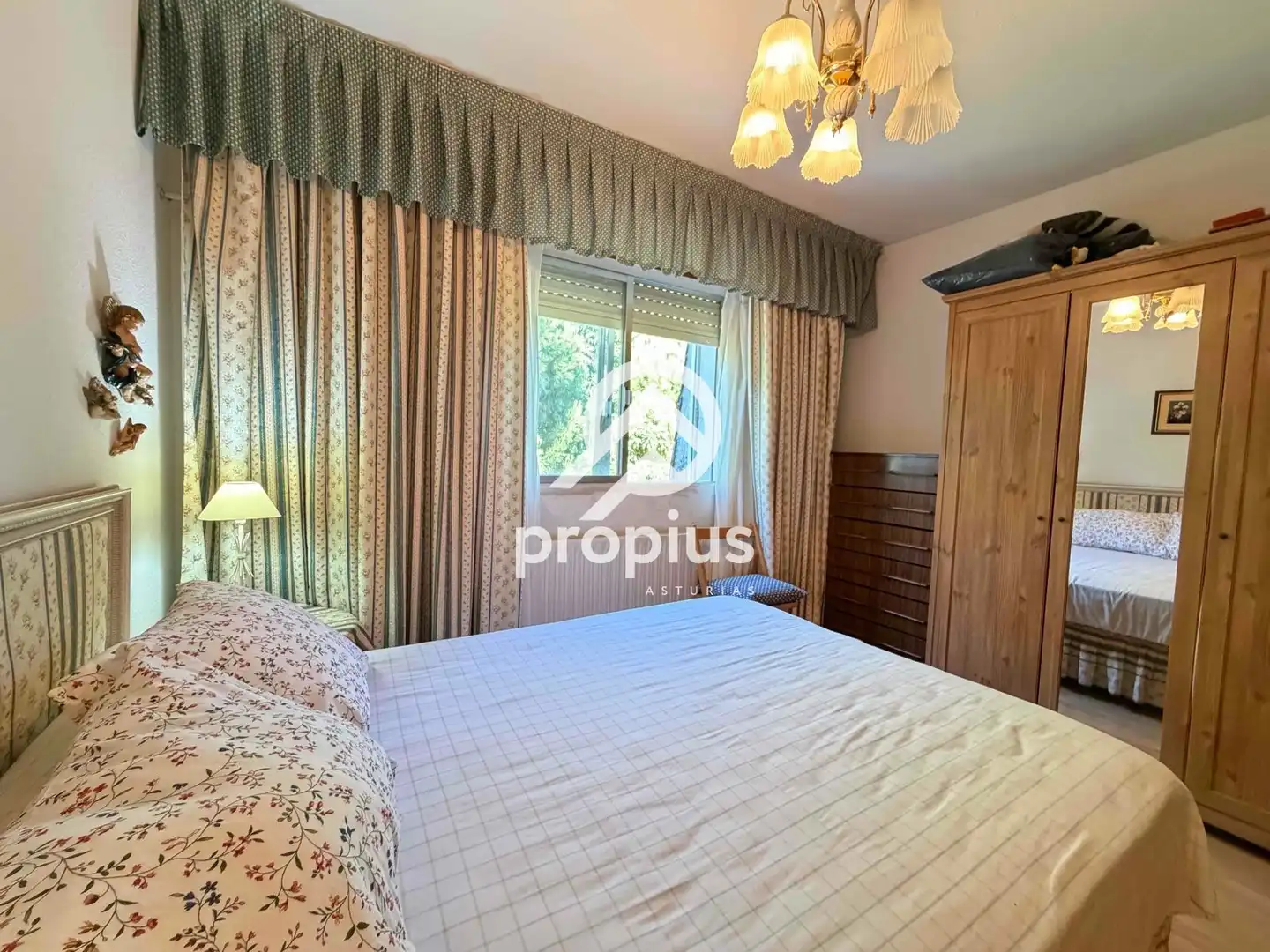 Habitación de Piso en venta en Hoyo de Manzanares con Calefacción, Parquet y Terraza