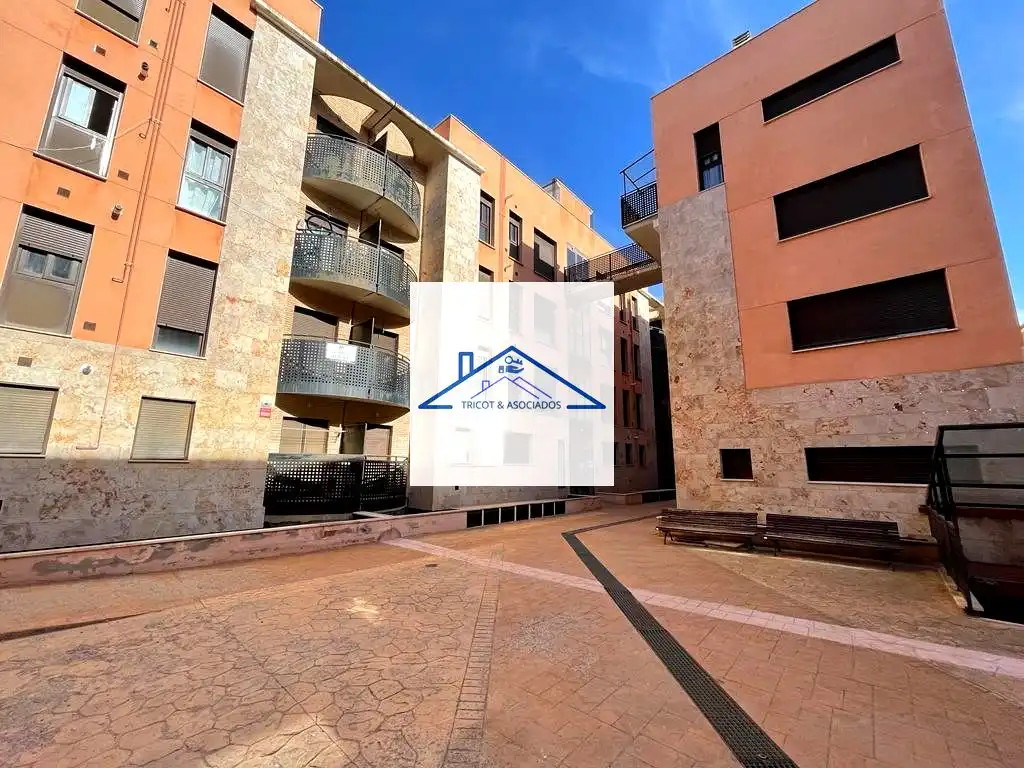 Vista exterior de Piso en venta en Ocaña con Calefacción y Terraza