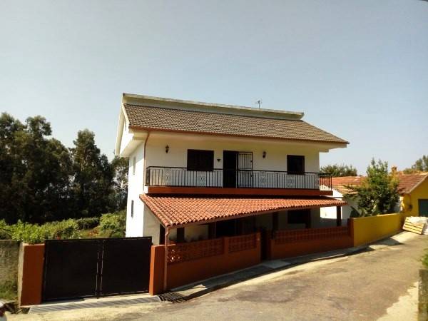 Casa-chalet en Venta en As Neves